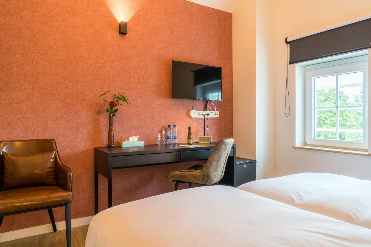 מול Hotel Huron מראה חיצוני תמונה