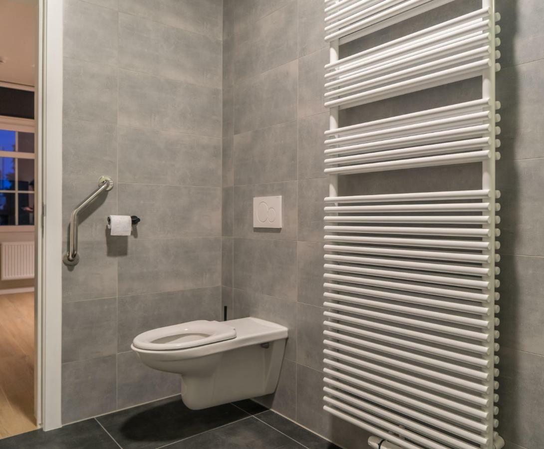 מול Hotel Huron מראה חיצוני תמונה